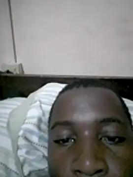 Snapshot of realfuckrrr chatting on 05/29/26, 05:55 realfuckrrr online show from 05/29/26, 05:55
