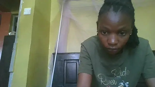 Snapshot of slim_girl02 chatting on 05/30/26, 05:15 slim girl02 online show from 05/30/26, 05:15