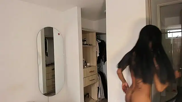 rose scottt online show from 04/17/26, 09:18