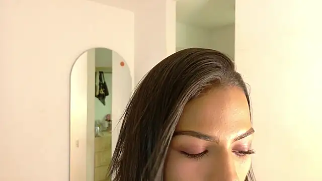 Snapshot of rose_scottt chatting on 07/19/26, 12:36 rose scottt online show from 07/19/26, 12:36