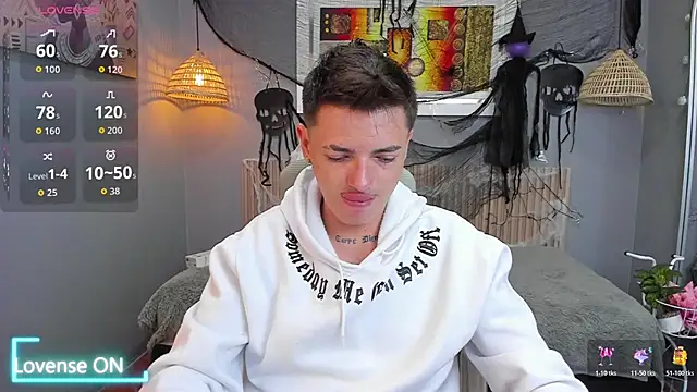 tossetrech online show from 10/26/25, 03:12