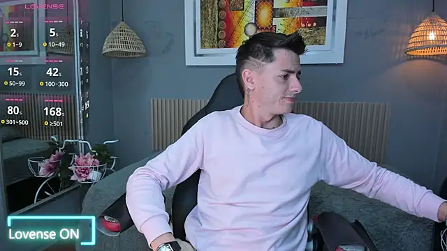 tossetrech online show from 11/19/25, 03:17