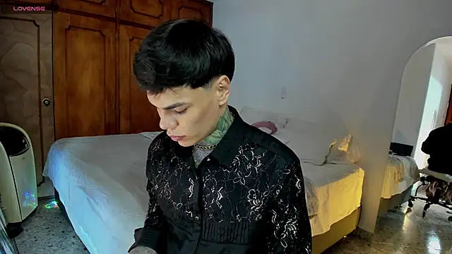 Jordyrodriiguez online show from 01/01/25, 02:09