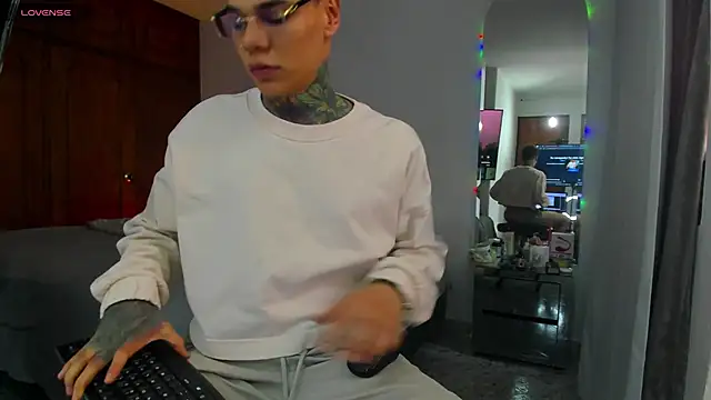 Jordyrodriiguez online show from 02/12/25, 06:30