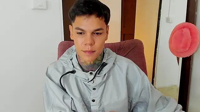 Jordyrodriiguez online show from 10/27/25, 01:48