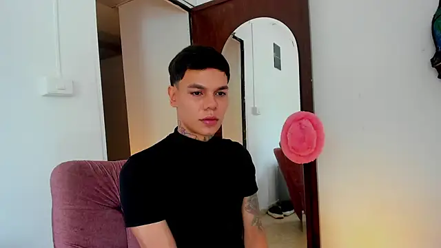 Jordyrodriiguez online show from 10/28/25, 04:42