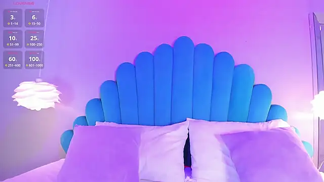 Snapshot of HannaKarson chatting on 02/24/25, 11:32 HannaKarson online show from 02/24/25, 11:32