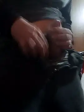 Snapshot of SilverMarquez1990 chatting on 03/31/26, 09:04 SilverMarquez1990 online show from 03/31/26, 09:04