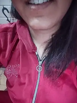 Snapshot of Bittu-rani chatting on 02/19/25, 06:33 Bittu-rani online show from 02/19/25, 06:33
