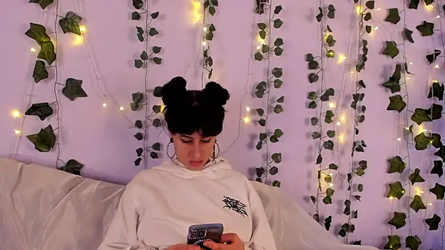 Natasha Nasty2 online show from 01/04/25, 03:29