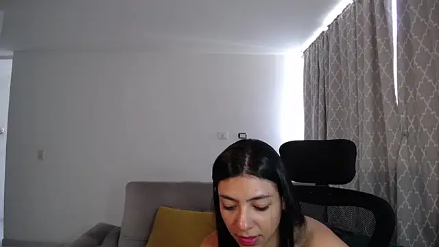 Liissa cute  online show from 02/04/25, 03:15