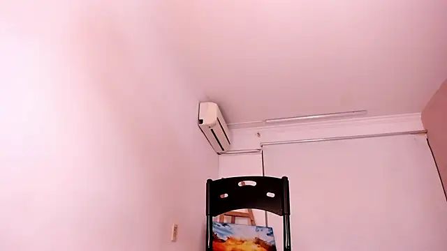 Snapshot of ANGEL_NICOLAS chatting on 02/27/25, 11:37 ANGEL NICOLAS online show from 02/27/25, 11:37