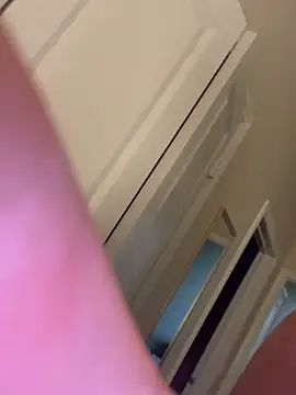 Marilin33 online show from 12/18/25, 09:54