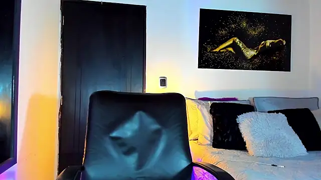 KimberlyBanks2 online show from 01/20/25, 10:26