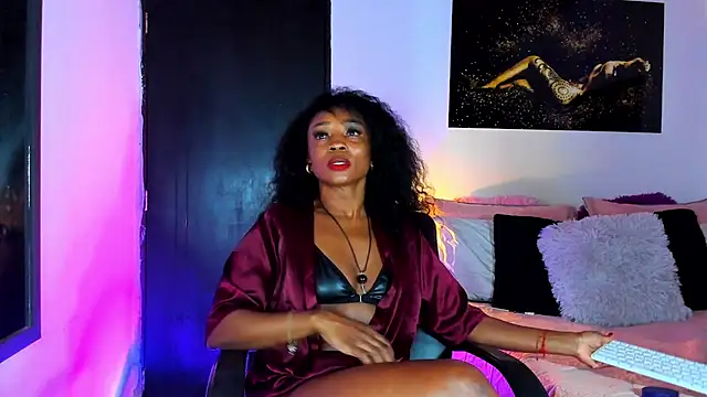 KimberlyBanks2 online show from 01/27/25, 12:22