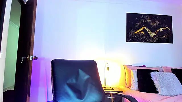 KimberlyBanks2 online show from 03/10/25, 11:38