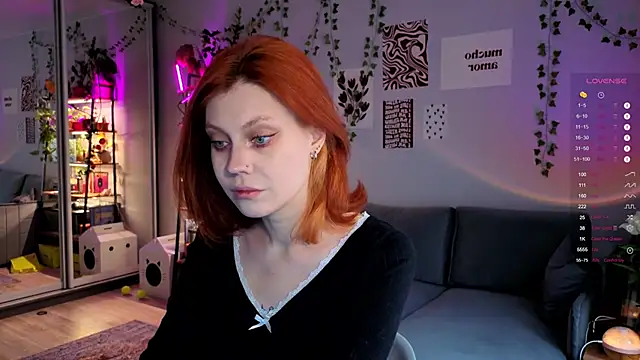 Snapshot of Your_Corvus chatting on 02/17/26, 08:11 Your Corvus online show from 02/17/26, 08:11