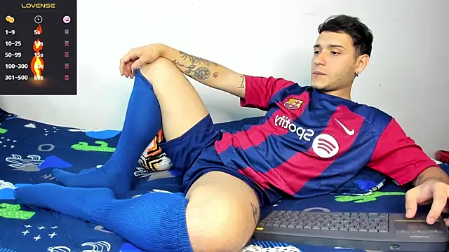 Noha white online show from 12/17/24, 06:20