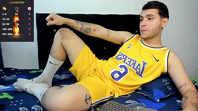 Noha white online show from 03/17/25, 06:32