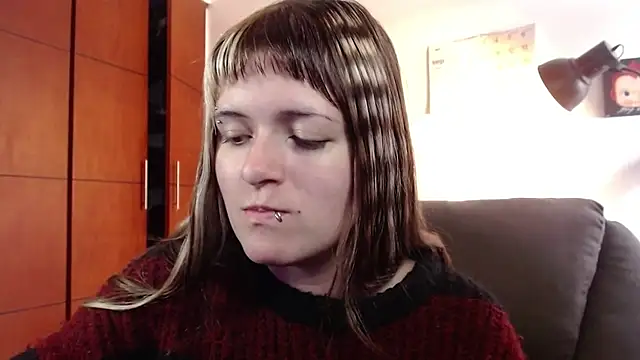 NEXT DOOR GIRL  online show from 09/28/25, 01:38