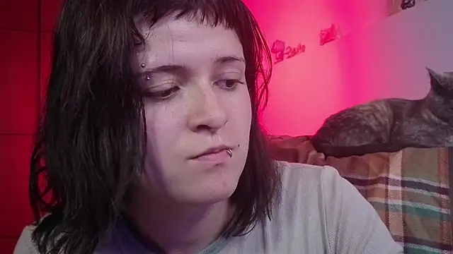 NEXT DOOR GIRL  online show from 04/18/26, 10:54