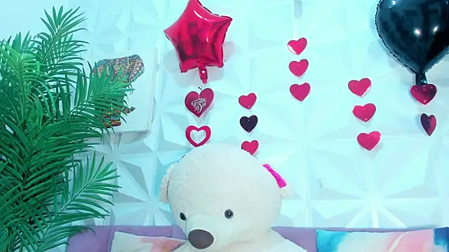 Snapshot of Briyit_Doll chatting on 03/26/26, 03:56 Briyit Doll online show from 03/26/26, 03:56