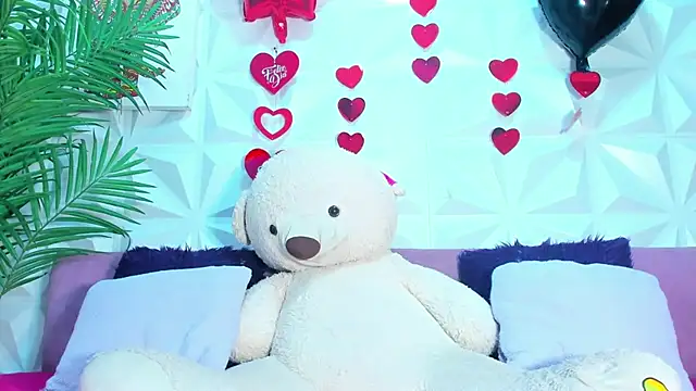 Snapshot of Briyit_Doll chatting on 03/27/26, 03:12 Briyit Doll online show from 03/27/26, 03:12