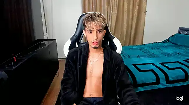 Snapshot of se6model chatting on 01/02/25, 11:27 se6model online show from 01/02/25, 11:27