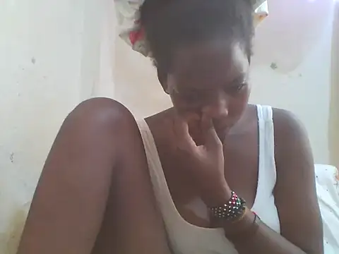 PRETTY-LIA online show from 04/21/26, 08:09