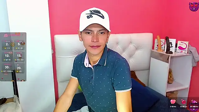 Snapshot of _snopyy_ chatting on 02/19/25, 08:31  snopyy  online show from 02/19/25, 08:31