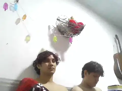 Snapshot of pedrodavid_ chatting on 03/11/25, 01:48 pedrodavid  online show from 03/11/25, 01:48