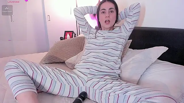 guccipussy1 online show from 01/29/25, 07:22