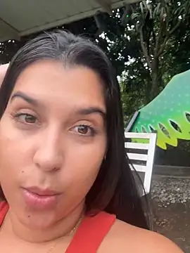 NiaSoler online show from 11/16/25, 08:25