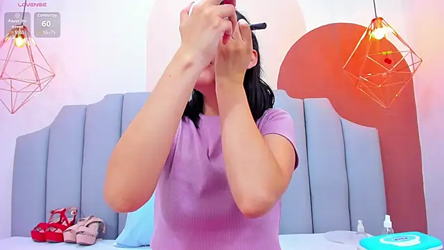 ThailyCherry online show from 01/28/25, 07:32