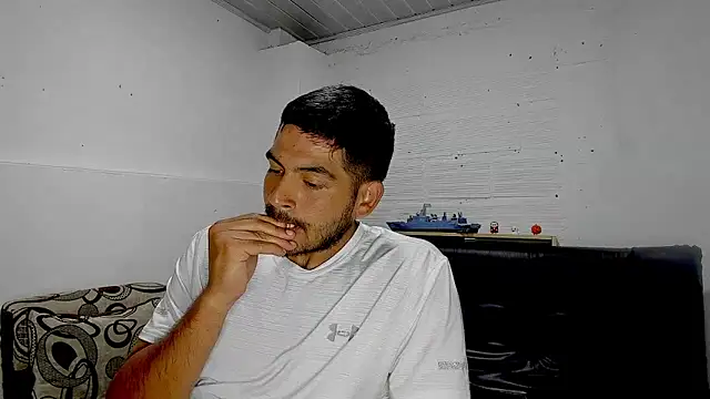 Himoreno25 online show from 03/12/25, 05:24