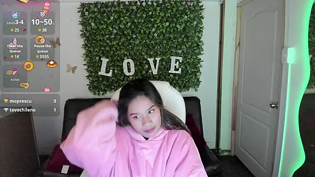 Enma  clark online show from 12/23/24, 07:17