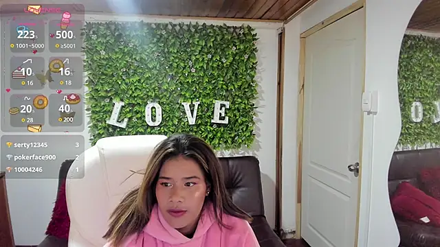 Enma  clark online show from 01/21/25, 10:19