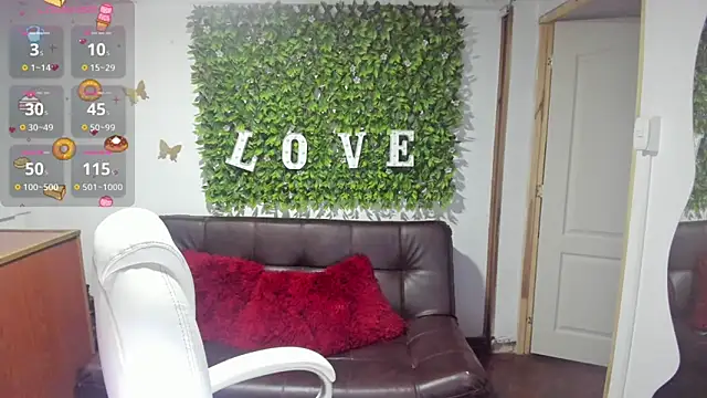 Enma  clark online show from 03/06/25, 07:10