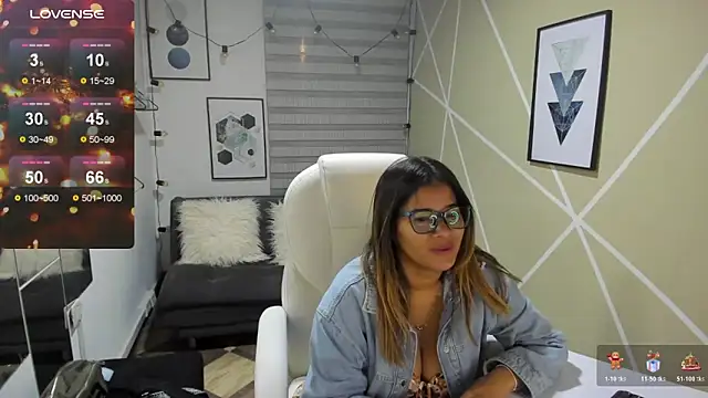 Enma  clark online show from 12/23/25, 04:21