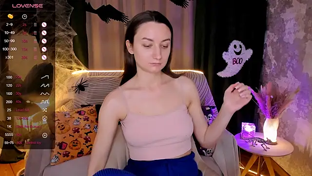 annacooleman online show from 10/21/25, 02:23