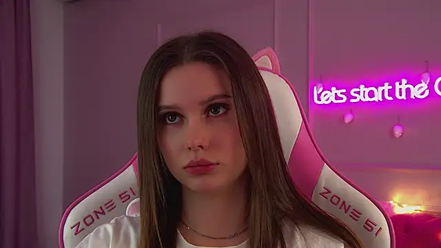 DianaVert online show from 12/15/25, 12:37