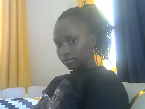 Snapshot of queen-goddess chatting on 10/13/25, 09:53 queen-goddess online show from 10/13/25, 09:53