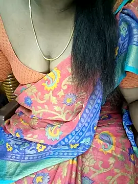 Snapshot of tamil_subha69 chatting on 03/01/25, 02:44 tamil subha69 online show from 03/01/25, 02:44