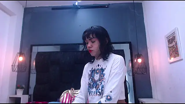 AndreaGil  online show from 09/16/25, 07:04