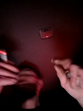 Snapshot of otterlover123 chatting on 03/13/25, 03:22 otterlover123 online show from 03/13/25, 03:22