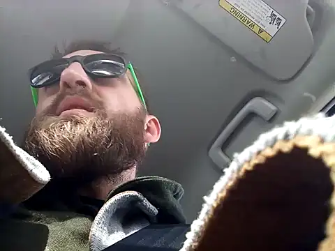 otterlover123 online show from 11/11/25, 05:13