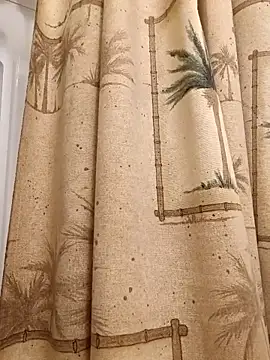 otterlover123 online show from 12/14/25, 05:40