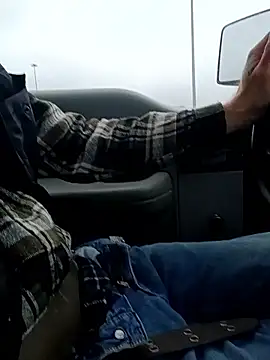 otterlover123 online show from 03/21/26, 12:54