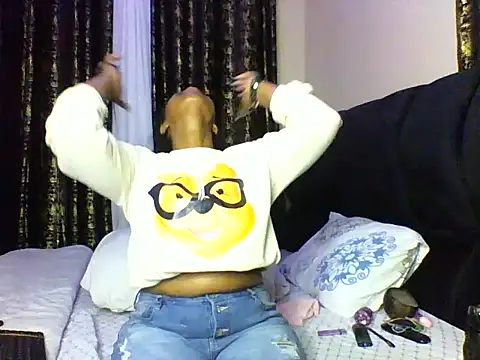 Candii wet  online show from 09/22/25, 08:00