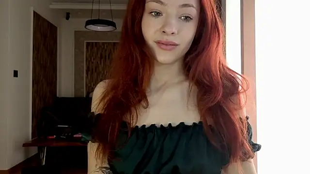 MiaRouge online show from 03/17/26, 07:12